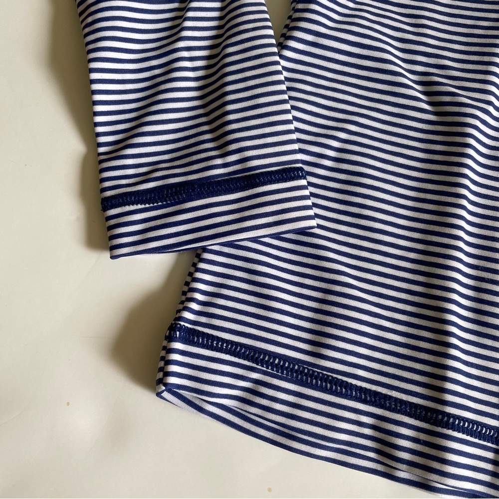 Old Navy Swim Rash Guard - Picture 4 of 4